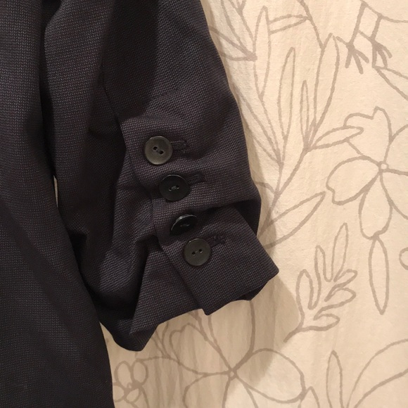 Blazer - Picture 5 of 5